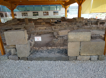 Fig. 5. The reconstruction of the (speculated) main entrance to Magdala's synagogue, looking East. Photograph by the author, 2018